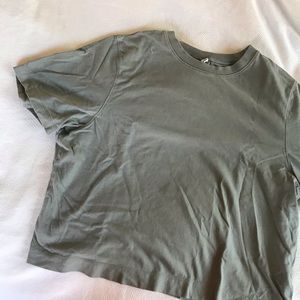 Green Uniqlo U Cropped Tee